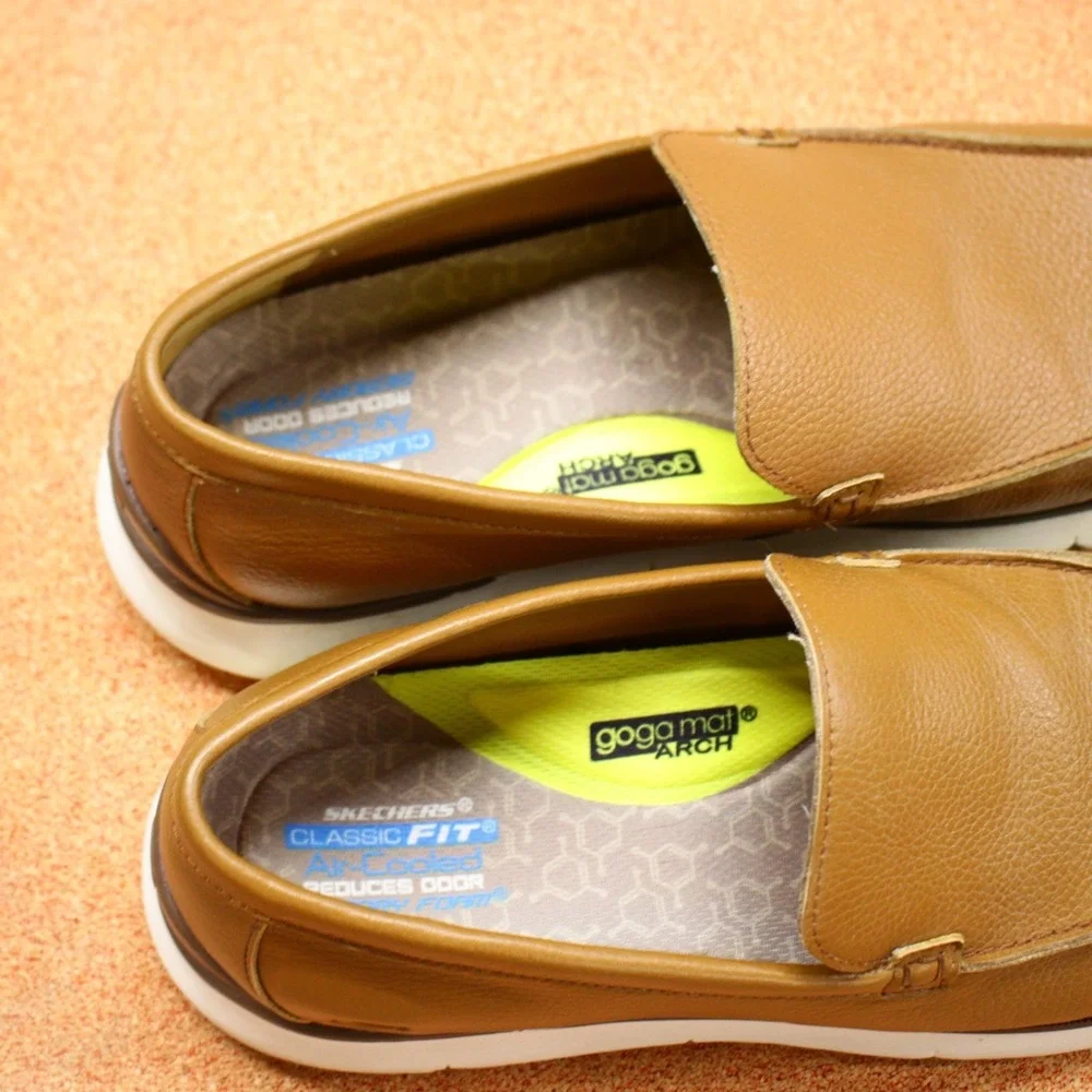 Skechers Slip On Shoes Loafers Goga Mat Memory Foam Comfort Mens Sz 13 Leather